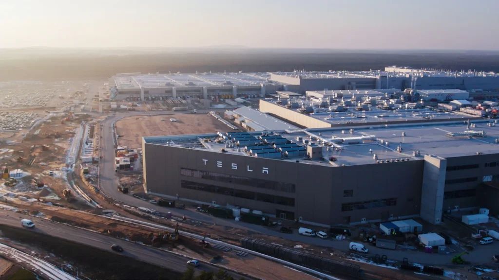 Изображение компании Tesla