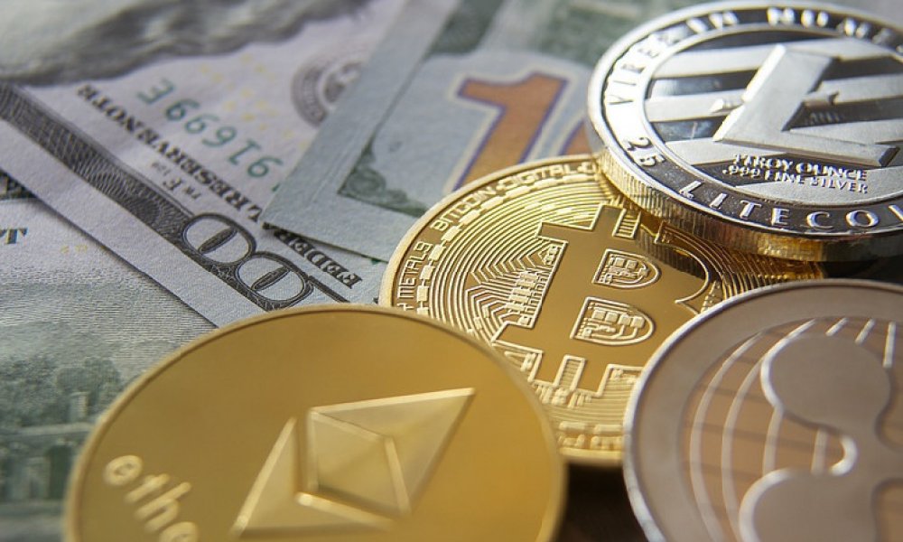 Image of Cryptocurrencies and Dollars